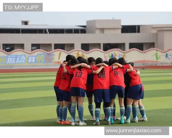 激情四溢班级足球赛圆满落幕同学们展现团结拼搏精神